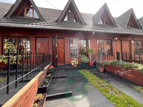 Venta Duplex 2 Amb.Escritorio.Patio.Cochera.Morón