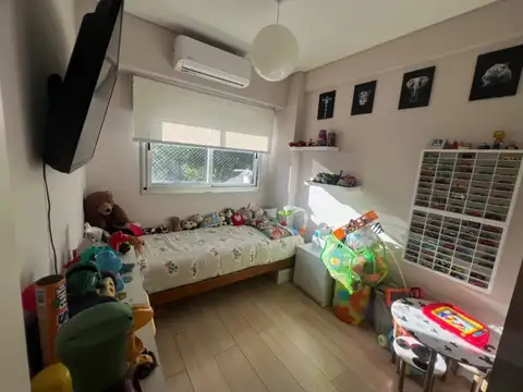 Departamento en Venta en Parque Chacabuco, USD 225.000