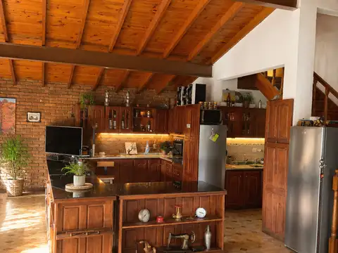 CHALET CLÁSICO PREMIUM FRENTE AL GOLF – COUNTRY INDIO CUÁ