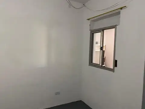 Oficina 6 ambientes con 2 baños