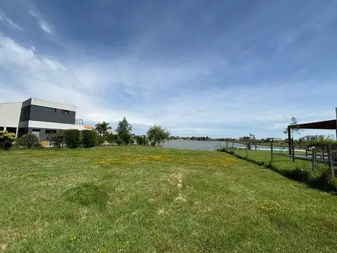 Terreno en Venta en San Sebastian, USD 65.000