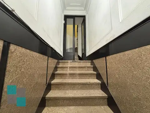 Depto Tipo Casa 9 ambientes con 3 baños