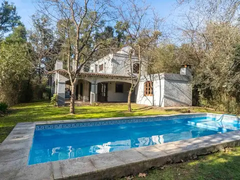 Casa en Alquiler de 4 dormitorios