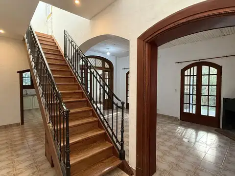 Casa en Alquiler en Las Casuarinas, USD 1.200