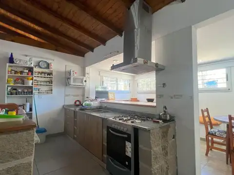 Av Fray Luis Beltran 5600