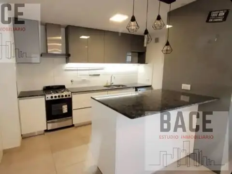 Depto Tipo Casa en Venta de 5 ambientes
