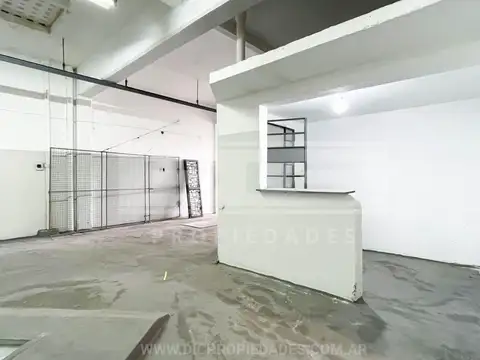 Local en Alquiler 40 años