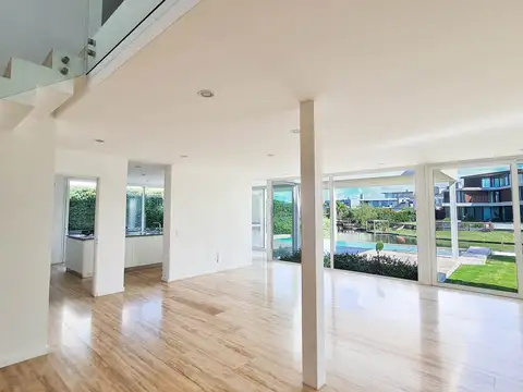 Casa en Venta de 5 dormitorios
