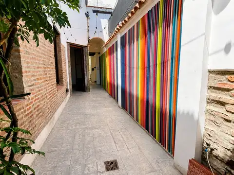 Casa 3 ambientes con 7 baños
