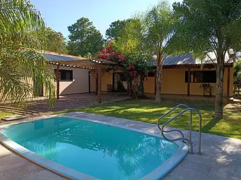 Casa en Venta en Santa Ana, Esquina
