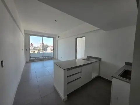 Excelente 2 amb  A ESTRENAR al fte balcón Todo esquina