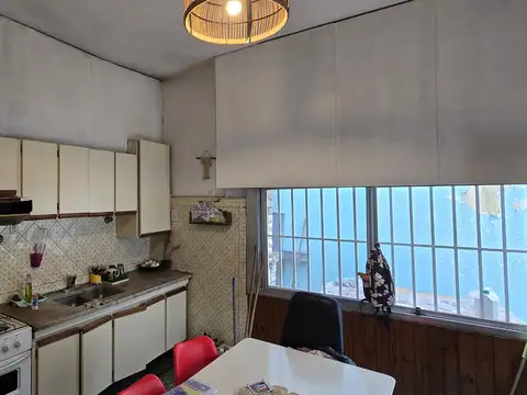 Depto Tipo Casa en Venta en Lanus Oeste, USD 75.000