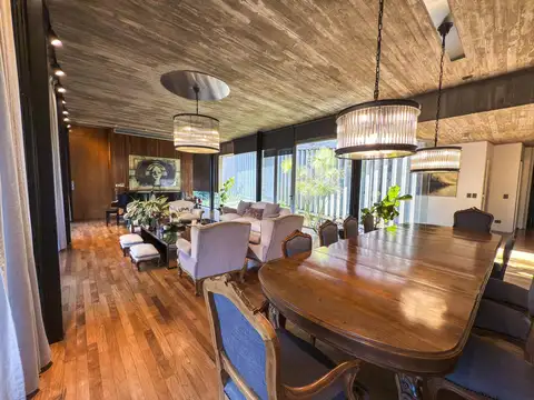 Venta Casa Unica de 4 dormitorios Barrio las Casuarinas, Lomas de San Isidro