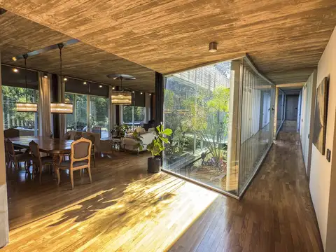 Venta Casa Unica de 4 dormitorios Barrio las Casuarinas, Lomas de San Isidro