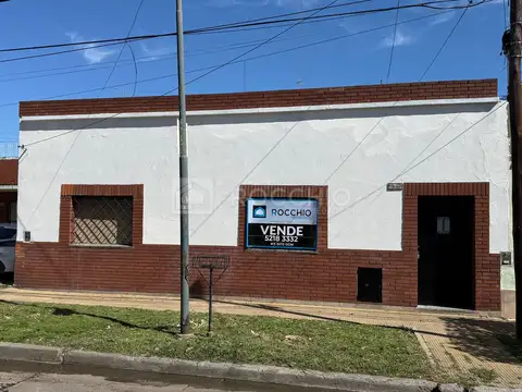 Casa en venta 3 ambientes J.L Suarez