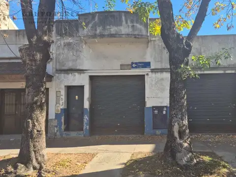 Depósito - Galpón de 250 m2 en NUEVA POMPEYA - ALQUILER 