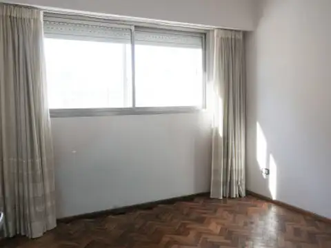 Pte. Roca 1521 - Departamento externo con balcón