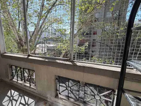 MONOAMBIENTE CON COCHERA APTO PROFESIONAL
