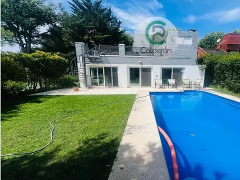 Casa  en Venta Country Club Banco Provincia