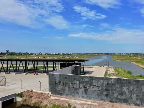 Terreno en Venta 15  mts Fondo