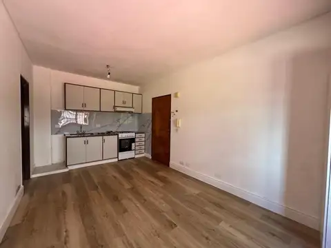 Velez Sarsfield 100, Piso PB