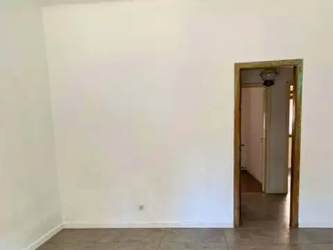Casa en Alquiler con 1 cochera