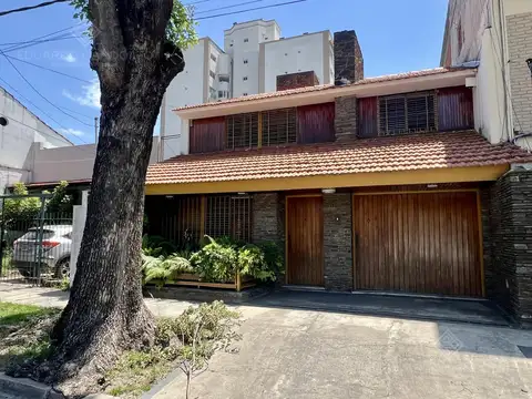 Excelente Inmueble a mts de la Avda - Vta Directa - Apto Credito!!!