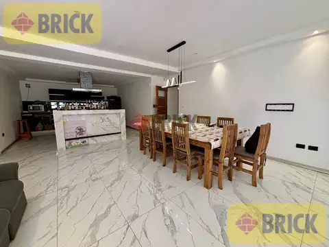 Casa en La Fraternidad - Gral. Rodriguez