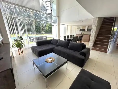 Casa alquiler de temporada Rumenco