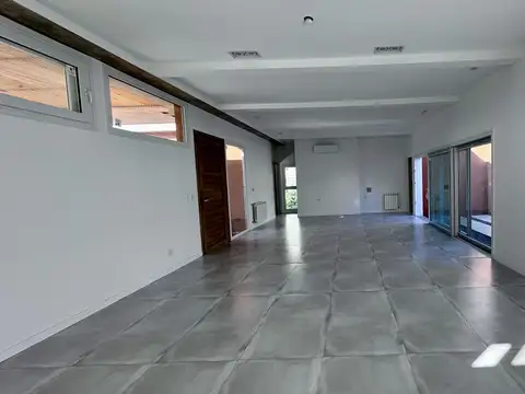 Casa 3 ambientes con 3 baños