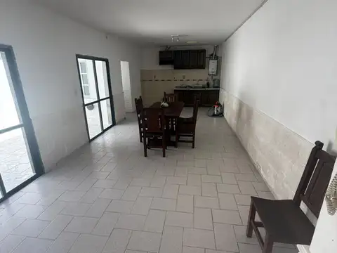 Suipacha 700