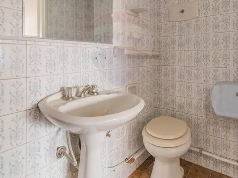 Oficina en Alquiler en Centro , $U 18.000