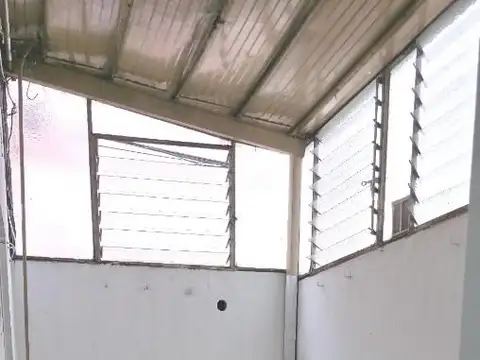 Depto Tipo Casa en Venta 50 años