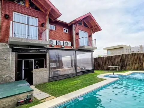 CASA EN VENTA LAGUNA AZUL CON PILETA