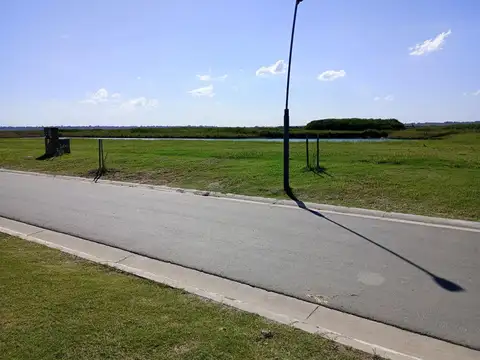 Puertos lote a la venta