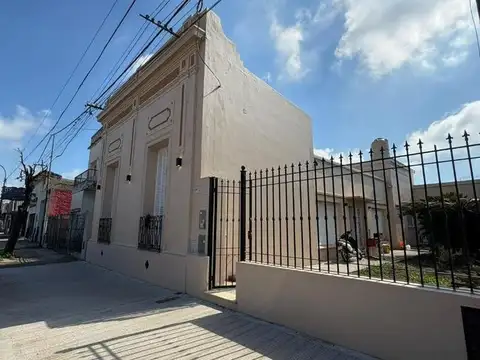 San Martin 1600