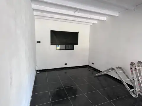 Casa en Alquiler con 1 cochera