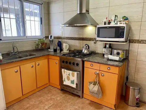 Casa en Venta en Burzaco, USD 155.000