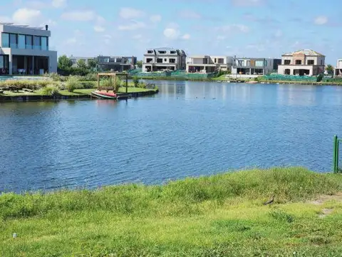 BARRIO MUELLES PUERTOS DEL LAGO  al 100