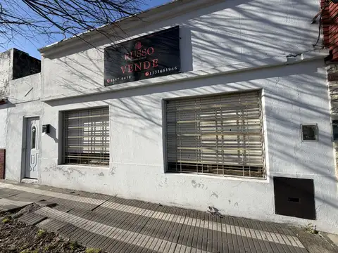 Casa 4 ambientes en lanus este