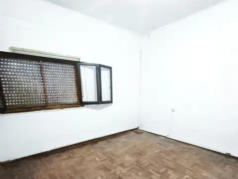 ALQUILER CASA DE TRES AMBIENTES, CHILAVERT