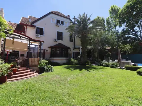 Venta Casa en Olivos Importante propiedad