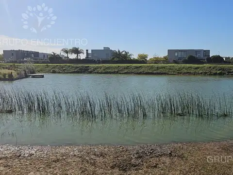 Terreno en Venta de 831,0 m2