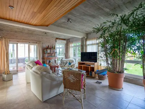 Casa en Alquiler Temporal en Pinamar, USD 7.500