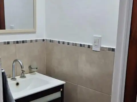 Casa 3 ambientes con 1 baño