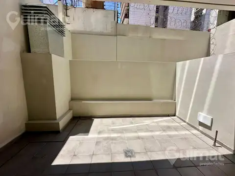 47m2 c/ patio - 1 Amb Div  - Beltran y Av. Rivadavia - Apto prof.