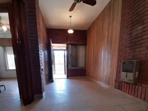 VENTA  CASA DE 2 DORMITORIOS