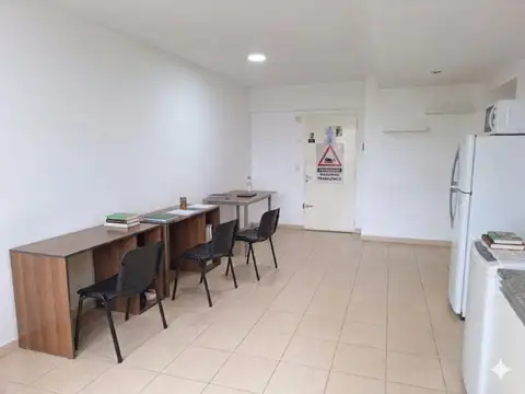 Departamento en Venta en Pompeya, USD 64.000