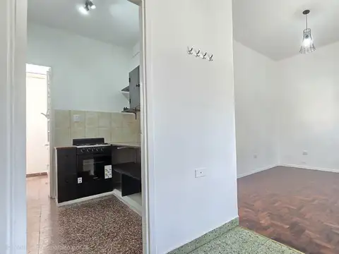 Depto Tipo Casa en Venta en Villa Pueyrredón, USD 115.000