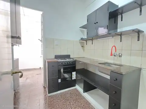 Depto Tipo Casa 2 ambientes con 1 baño